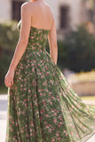 Vestido midi midi floral verde oscuro sin tirantes de gasa A