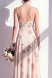 Vestido largo de dama de honor floral de albaricoque con gasa en A