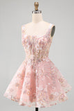 Corsé rosa de cuello cuadrado con vestido floral de bienvenida a casa
