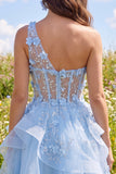 Corsé corto azul brillante con cuentas con ojo de cerradura, línea A A Vestido de bienvenida con volantes