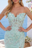 Vestido de Homecoming con corsé floral floral al descubierto y bodycon aplicación en menta