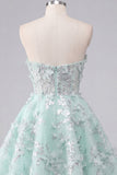 Vestido de bienvenida con corsé floral de menta A-Line