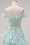 Vestido de bienvenida de corsé menta con lentejuelas y volantes de hombro descubierto