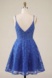 Vestido de bienvenida a casa azul real con tirantes finos con cuentas en azul real
