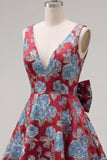 Vestido de bienvenida floral Jacquard rojo de cuello en V con lazo