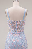 Vestido de Homecoming con corsé transparente azul con flor fruncido y apliques con abertura