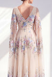 Vestido largo de mamá de la novia floral floral en línea A con escote en V y mangas largas