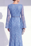 Vestido largo de madre de la novia azul sirena, cuello redondo, con cuentas y mangas largas