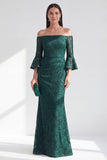 Vestido largo de la madre de la novia con cuentas de sirena verde oscuro al descubierto