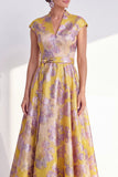 Vestido largo de madre de la novia azul marino con escote en V y flor en V y mangas cortas