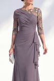 Vestido largo de madre de la novia con escote bateau de sirena verde con escote de gasa