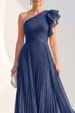 Vestido largo de madre de la novia, azul marino, línea en A, un hombro plisado y con volús, purpurina con volantes
