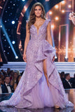 Vestido largo de concurso de belleza lila con escote en V con volantes y lentejuelas