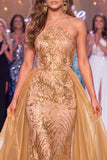 Vestido largo de certamen con cuello halter dorado y brillante con faja de sirena