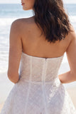 Mini vestido corsé sin tirantes con cuentas de marfil A Line