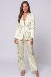 Traje de solapa muescada de dos piezas con estampado verde claro