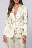 Traje de solapa muescada de dos piezas con estampado verde claro
