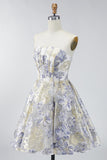 Corsé azul polvoriento Línea A Vestido corto floral sin tirantes para el homecoming