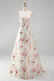 Vestido de novia de línea A con cuello en V en marfil floral