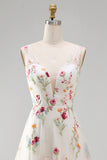 Vestido de novia de línea A con cuello en V en marfil floral
