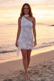 Vestido de novia corto de marfil con un solo hombro y faja