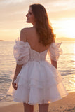 Vestido de novia corsé marfil brillante con borrotes y volantes de línea A