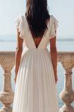 Vestido de novia de chiffon de línea marfil con volantes en V y abertura