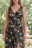 Vestido largo de madre de la novia bordado en tul negro con escote en V y abertura