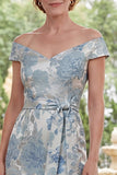 Vestido azul de hombros descubiertos bodycon Jacquard floral largo de madre de la novia con cinturón
