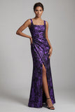 Vestido largo de madre de la novia floral de sirena de color púrpura oscuro con abertura