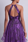 Vestido de madre de la novia con volantes con halter, morado oscuro y floral de línea A