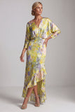 Vestido de madre de la novia con escote en V amarillo con volantes altos y bajos