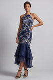 Vestido largo de sirena con cuello de cabeza y cuello floral azul marino con volantes