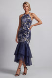 Vestido largo de sirena con cuello de cabeza y cuello floral azul marino con volantes