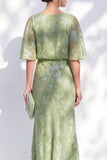 Vestido largo de madre de novia de sirena verde sirena de gasa floral con volantes