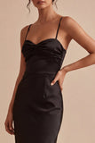 Vestido de corbata negra midi sirena con tirantes finos