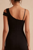 Vestido formal negro de un solo hombro corto con abertura