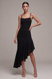 Vestido formal asimétrico sirena de tirantes finos negros con volantes