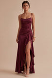 Vestido formal largo sirena con volantes burdeos y abertura