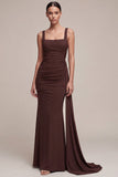 Vestido formal largo de sirena con cuello cuadrado marrón y capa lateral
