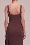 Vestido formal largo de sirena con cuello cuadrado marrón y capa lateral