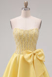 Corsé amarillo Sweetheart A-Line Pearls Vestido de Bienvenida con lazo