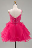 Vestido corto de bienvenida con volantes rosa A rosa brillante y con cuentas