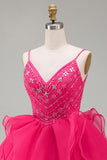 Vestido corto de bienvenida con volantes rosa A rosa brillante y con cuentas