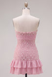 Vestido corto de bienvenida rosa sin tirantes con volantes ajustados perlas y lazo
