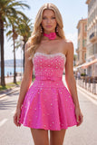 Vestido corto de bienvenida con perlas azules adornados con collar y lazo