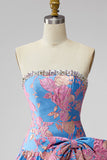 Vestido de bienvenida corto, sin tirantes azul Jacquard con volantes y sin volantes, con lazo.