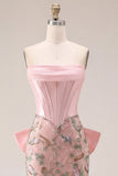 Vestido de bienvenida rosa bodycon floral sin tirantes y lazo