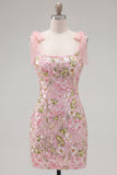 Vestido romántico de bienvenida rosa bordado con flores y lazos