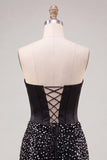 Sweetheart Black Bodycon Corsé Bodycon perlas Vestido de Homecoming con encaje en la espalda